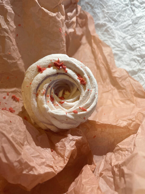 Zephyr Banana-Strawberry photo